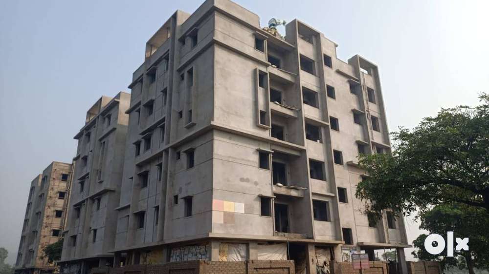 2 BHK 1020 EAST FACING FLAT FOR SALE