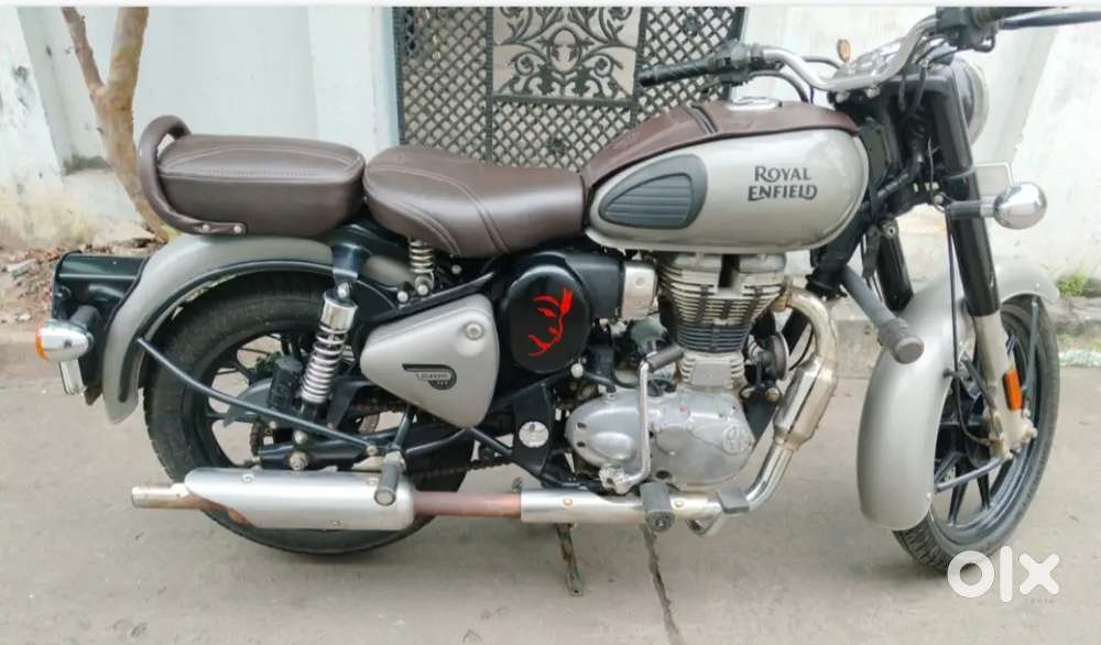 This is just 21000 km drive. No scraches