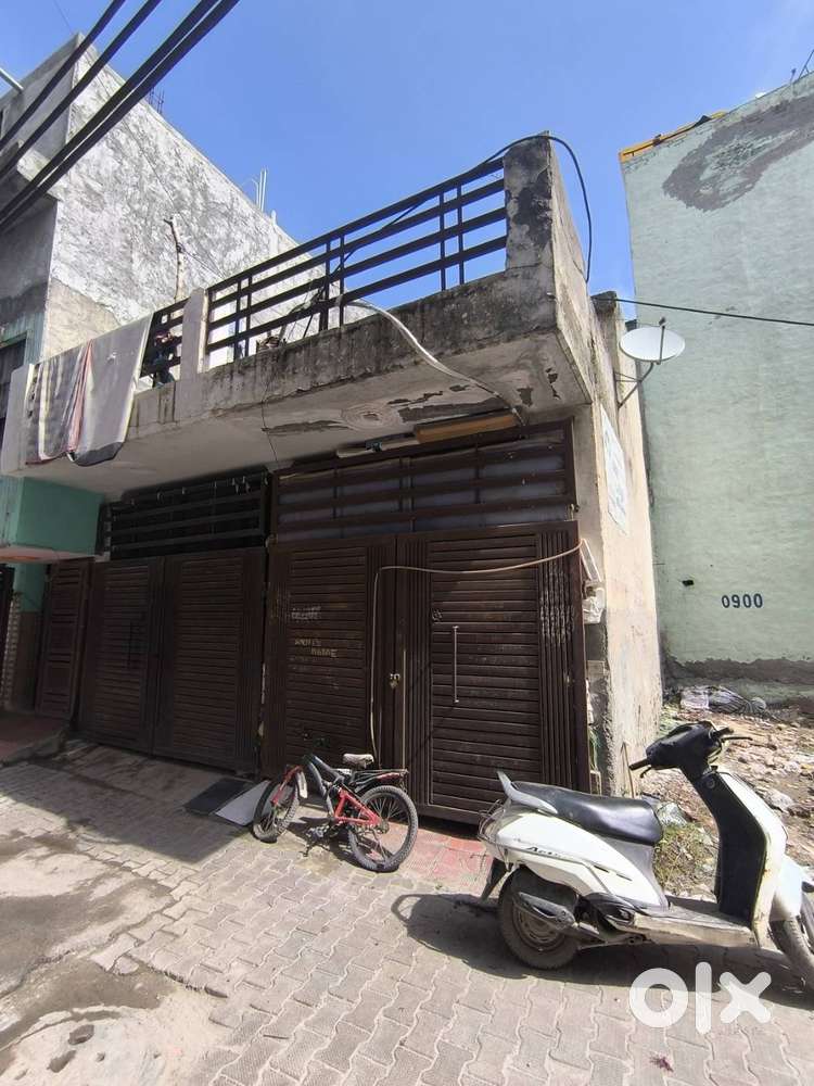 43 sq yards  independent house Laxman vihar, gurgaon