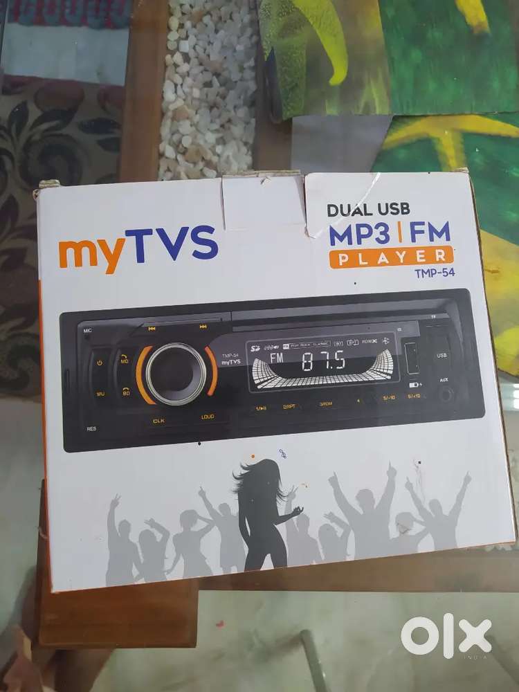 Maruti 800 MP3 PLAYER