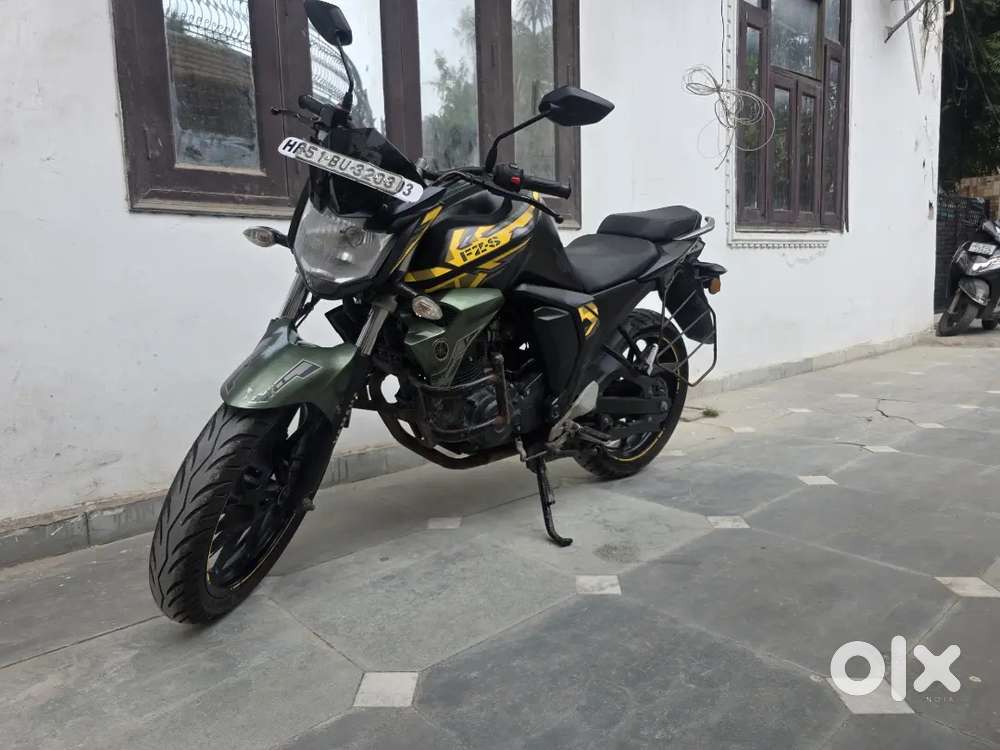 Yamaha FZS Fi V2 Dual Disc  Well Maintained