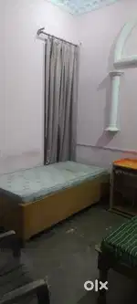 Room available for PG Girls in porshe location.