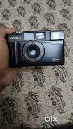 Yashica MF-2 super