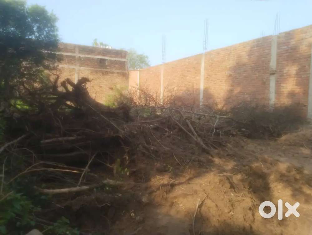 1210 sq main Highway se 400 meter andr 22 foot ki road