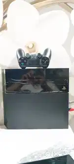 PS4 fat model like new condition