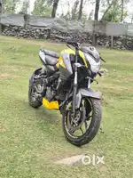 Srinagar Registered Pulsar Ns 200 Showroom Condition No Expenses.