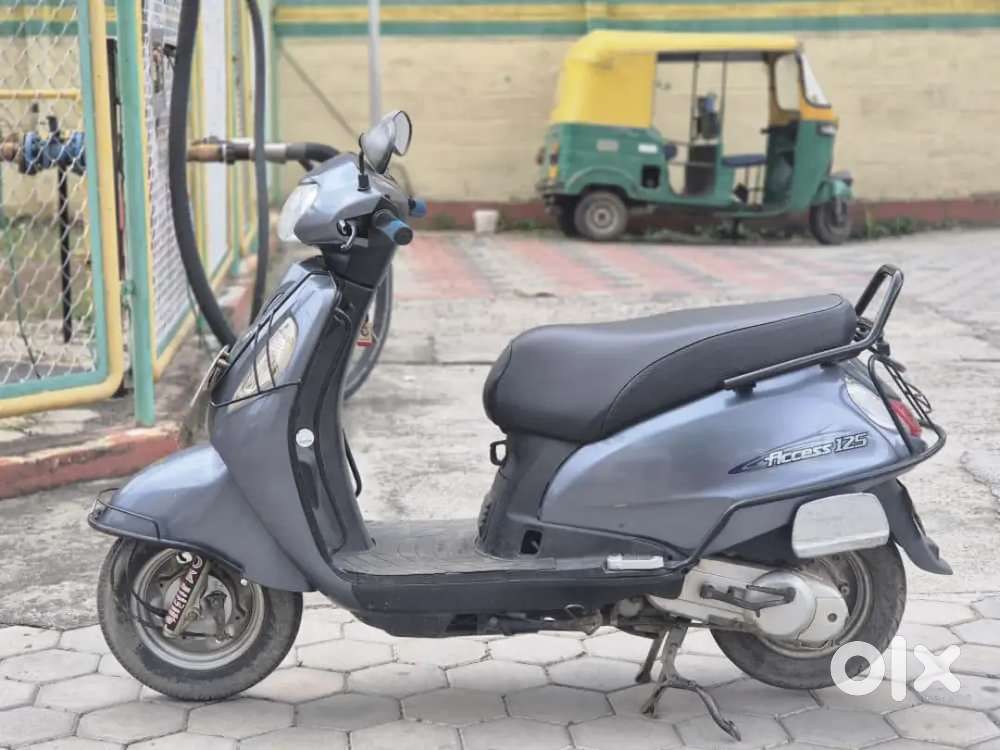 Suzuki access 125 2011