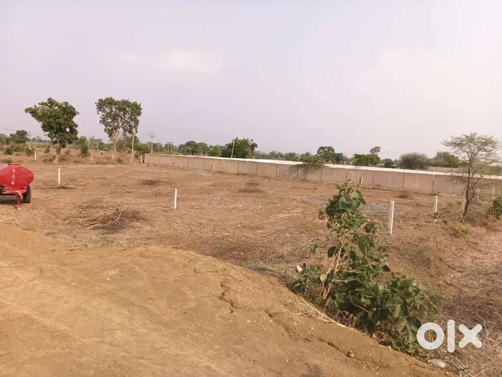 बिलासपुर सकरी वार्ड क्र.2 में नहर से लगा हुआ प्लाट 550 रु वर्ग फीट