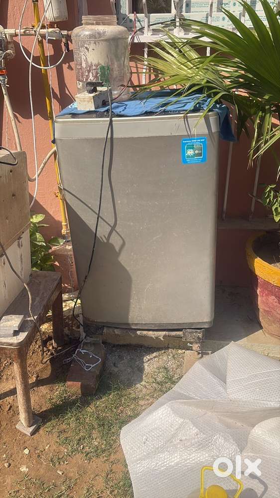 Lg 7.5 kg top load 5 year old running washing machine