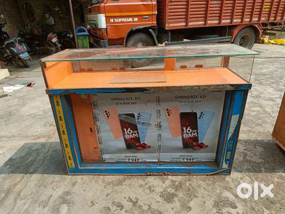 Available counter in fine quality , each 2000  small one is 1000
