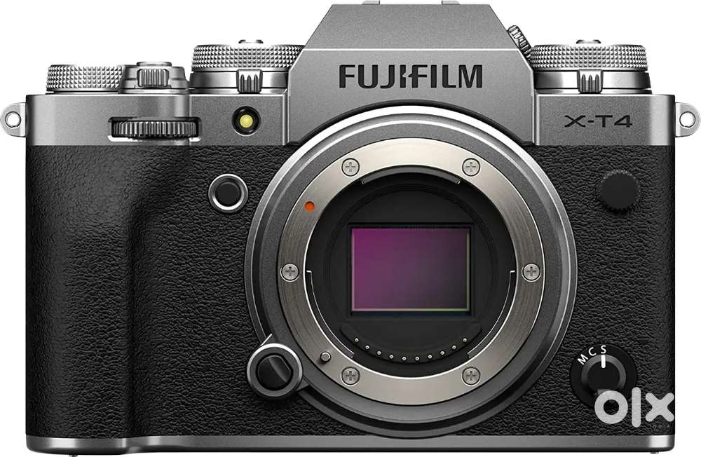 Fujifilm XT4 and Fuji 16-55 f2.8 lens
