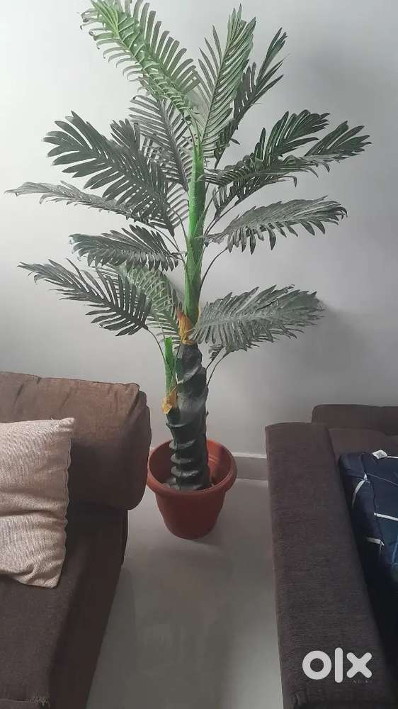 Artificial tree big and small