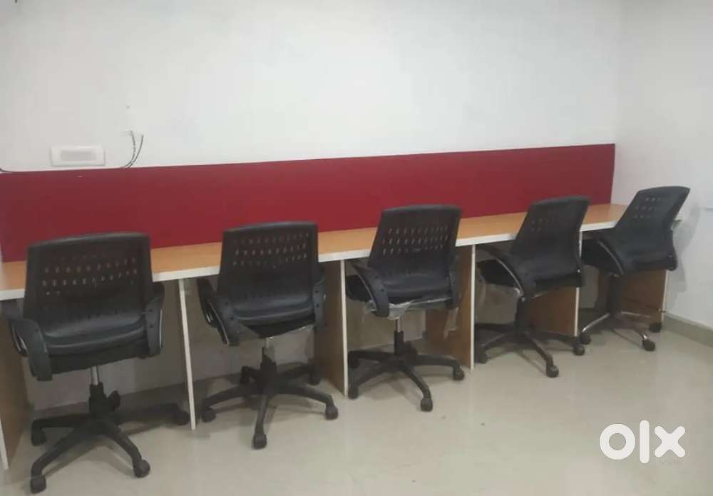 1 Cabin + 5 Workstation Fully Furnished Office Space For Rent in Noida