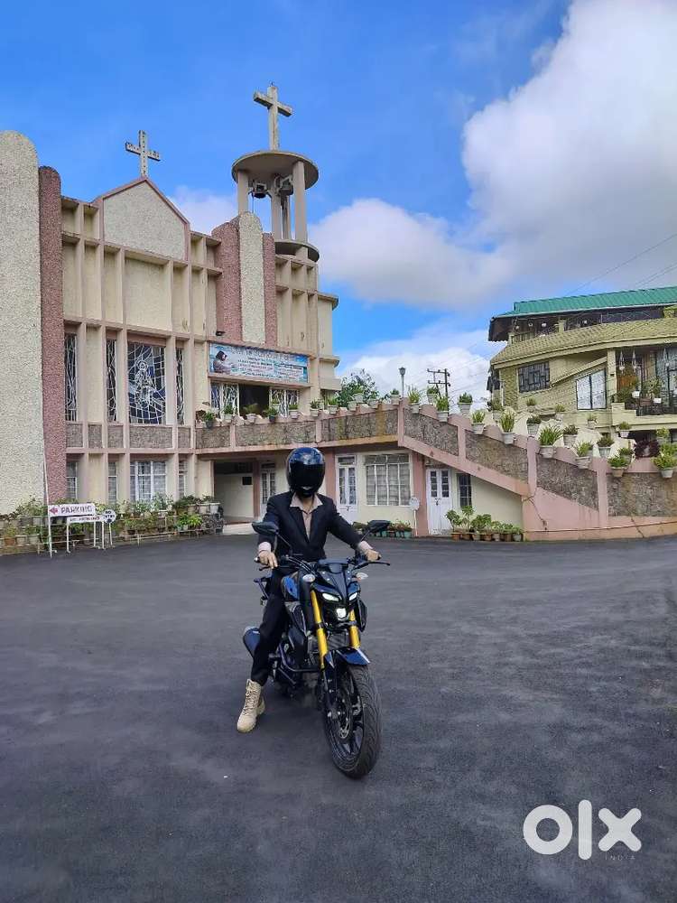 Showroom condition brand new mt 15