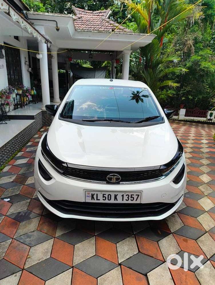 Tata Altroz 1.2 XM Plus, 2022, Petrol