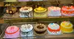 Cake display fridge counter