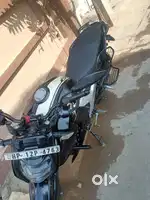 Apache 160 4v black