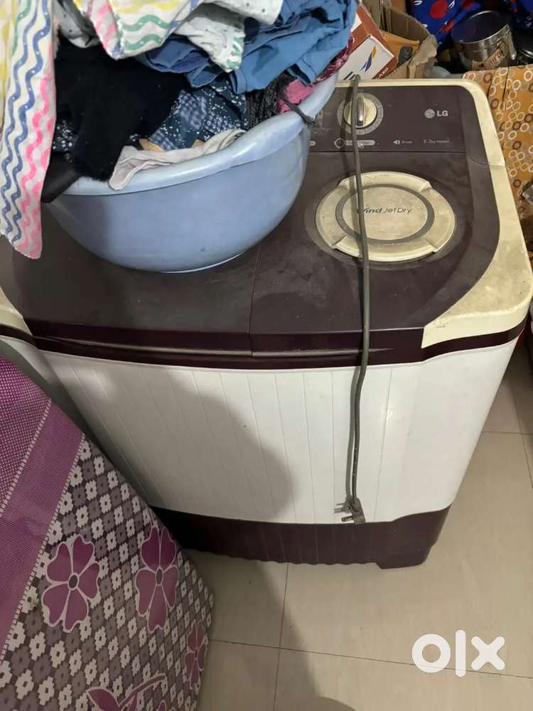 Washing machine Hai 10 years old running condition me Hai bahut nice .