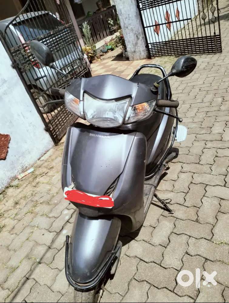 2011 model honda activa urgent sale