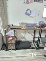 Brand new office desk / study table