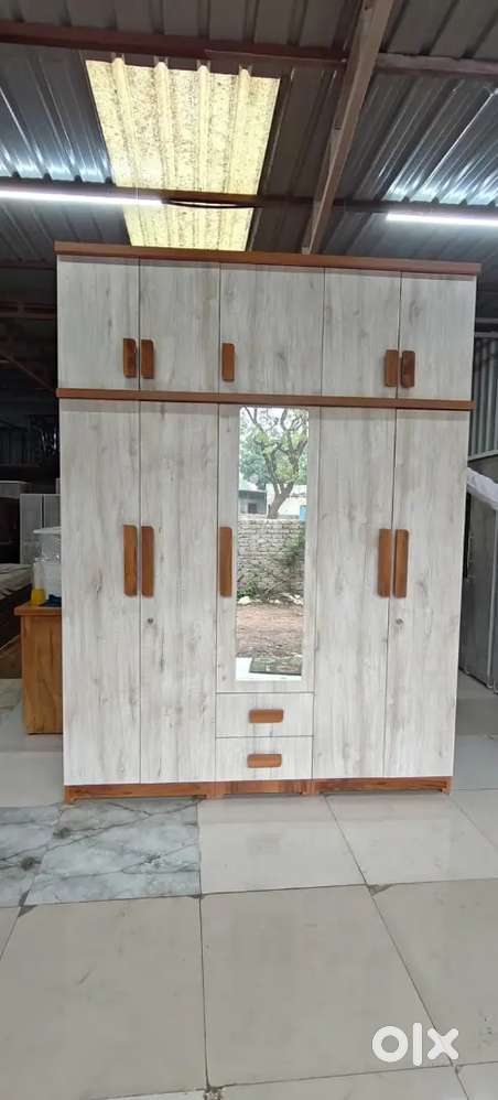 New 5Door with loft size 6*8ft