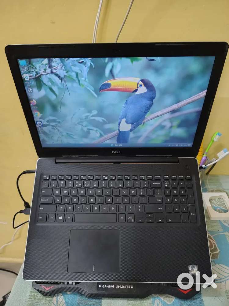 Laptop Dell Inspiron 3000