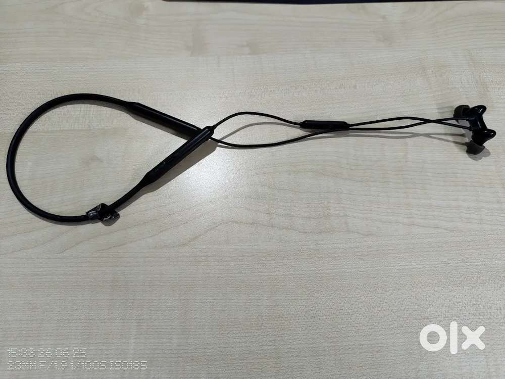 Oneplus Bullet Z bluetooth neckband