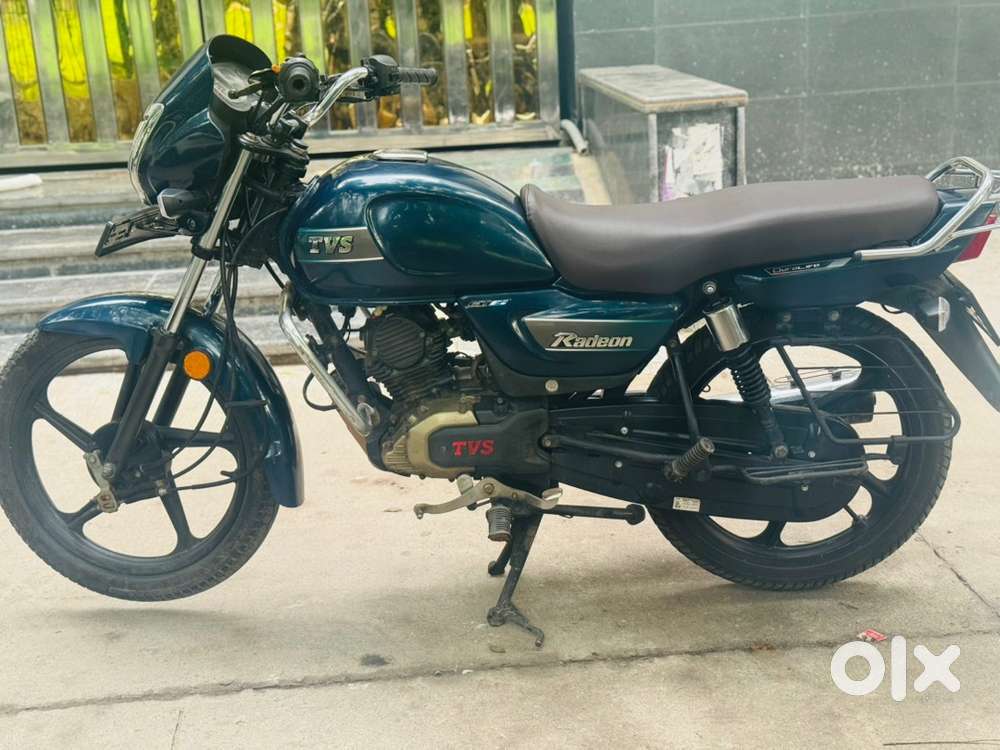 Tvs/Radeon 2022 model bike only 4700 km driven