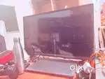 Urgnet Sell 32 inches Screen HD