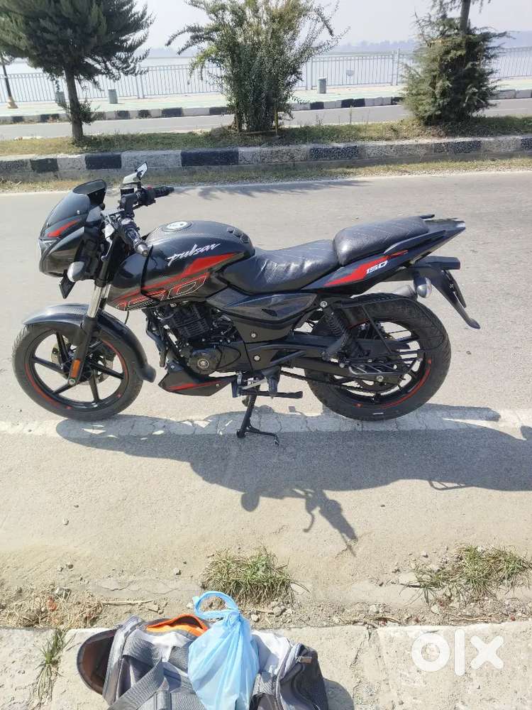 Pulsar 150