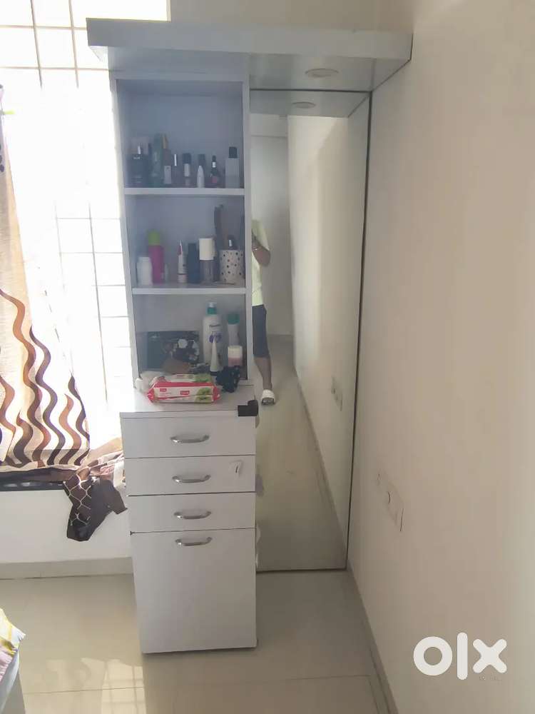 Computer table and dressing table for sale