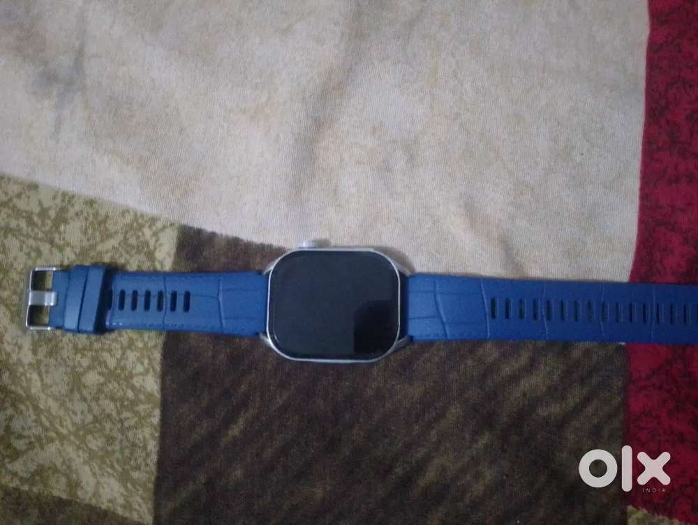 Fire boultt emperor premium amoled display smartwatch