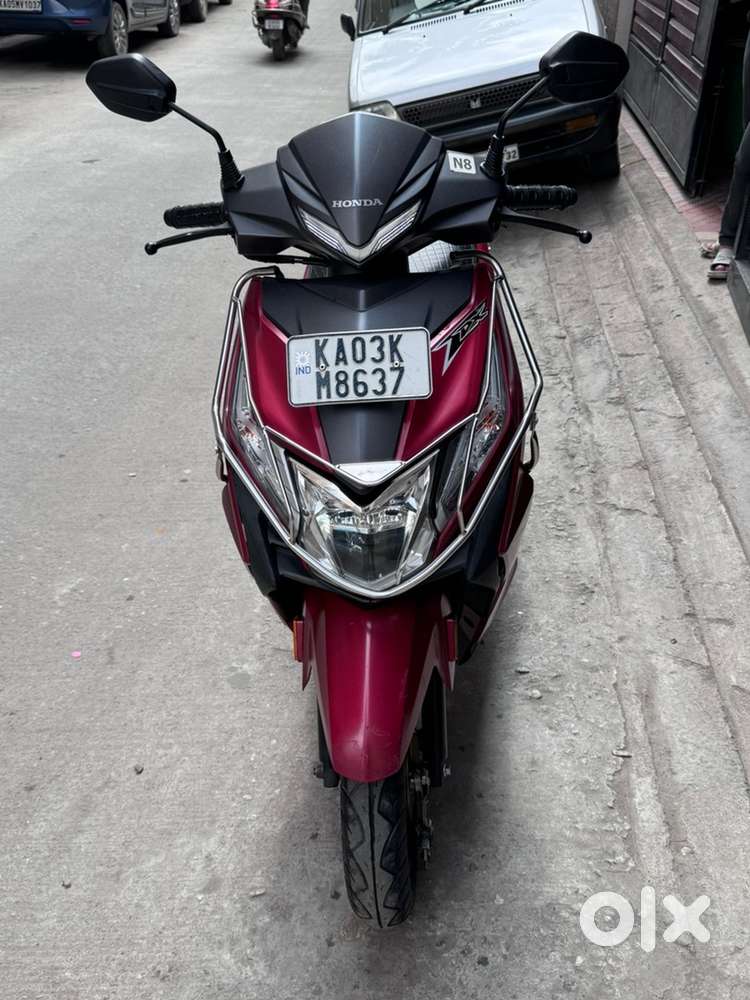 Honda Dio DLX