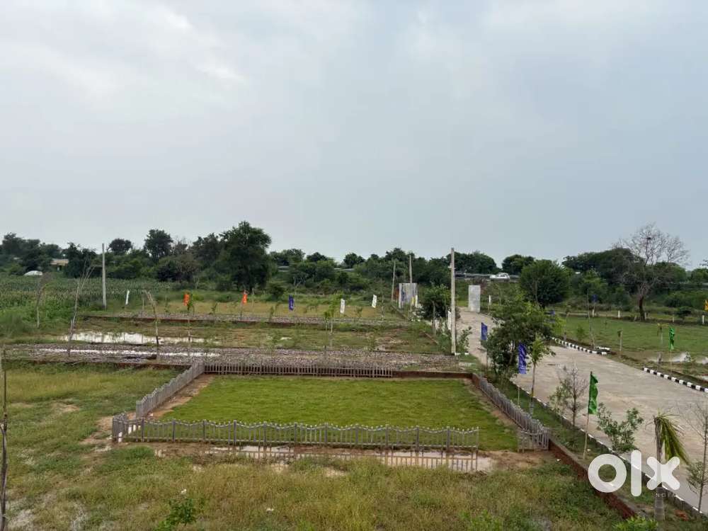 Premium Plots Near Jewer Airport  B Tech Group  Yamuna Society