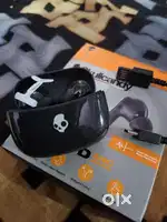 Skull brand new airpodes