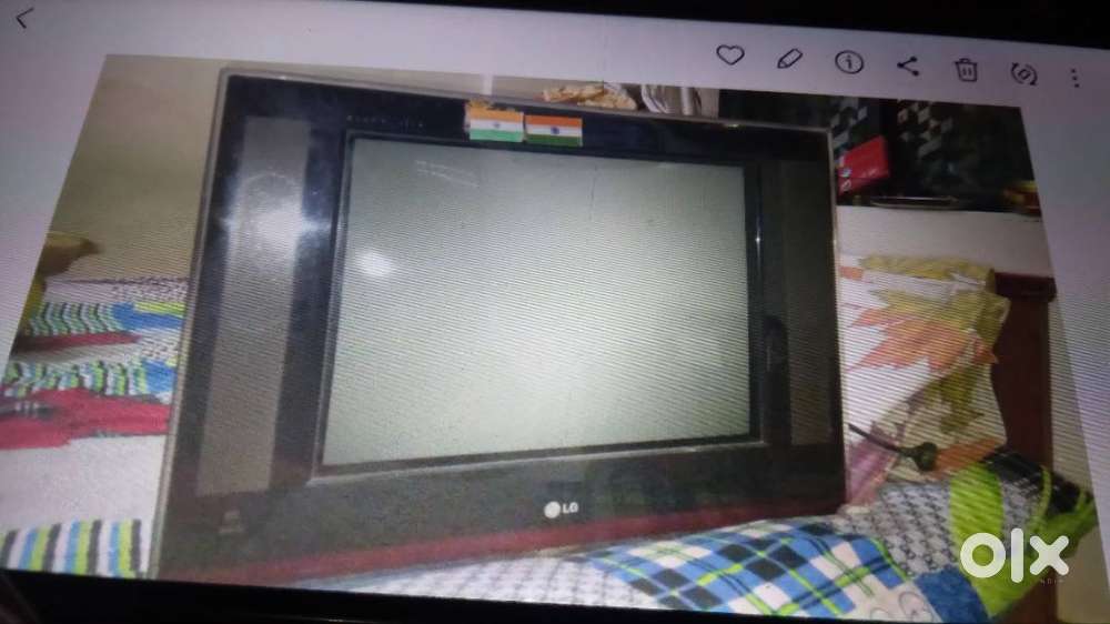 LG 32 inches above 10 years