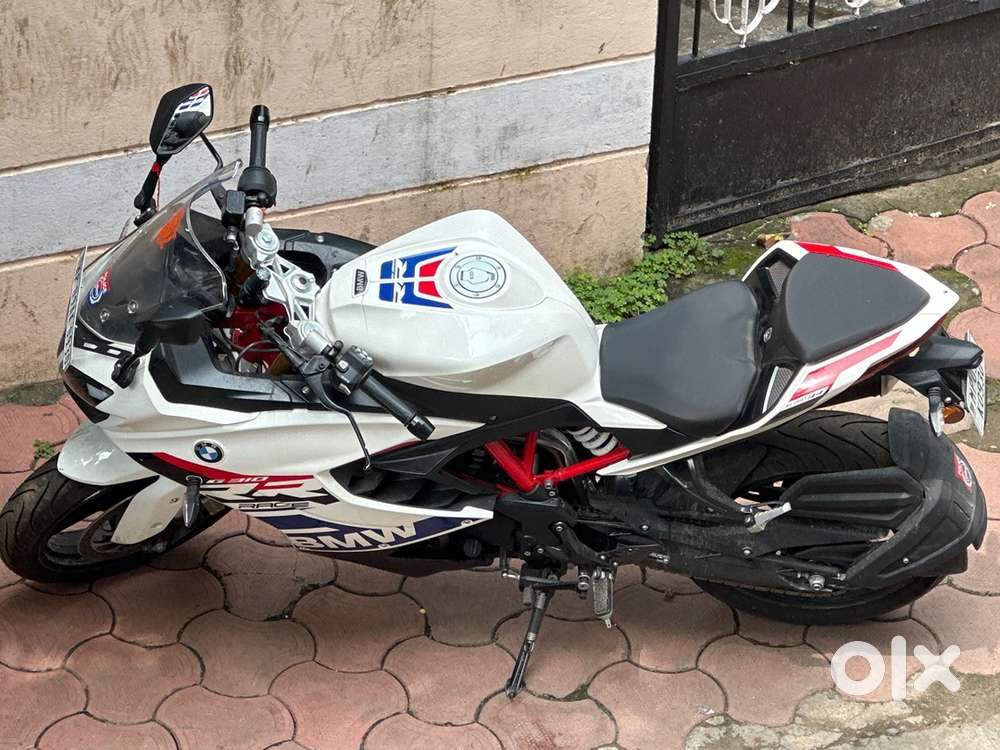 Bmw new bike only 150 km chai hai urgent sell