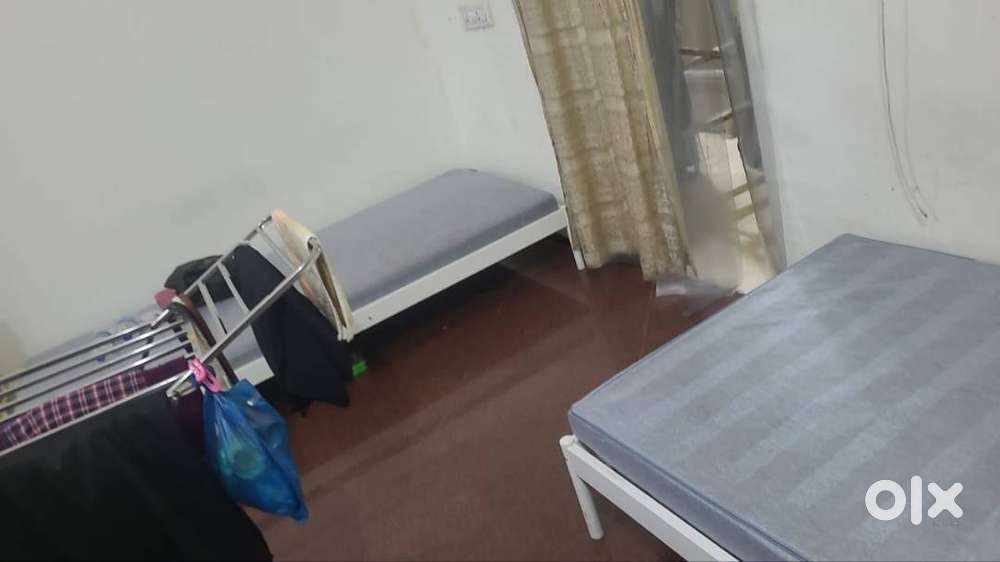 PG for Girls at Chembur East near Main Post office Rs8900