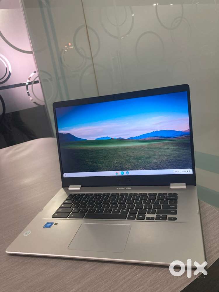 Asus Crome book C523NA * intel R celeron *  64Gb SSD bill and warranty