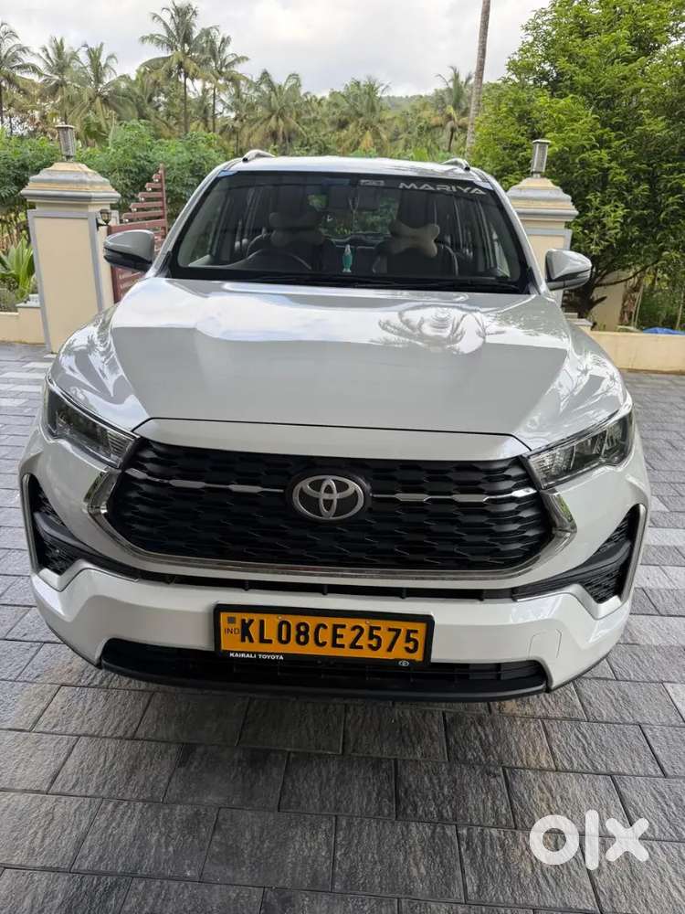 Pearl white colour 1,50000 Extra fittings 4 month old