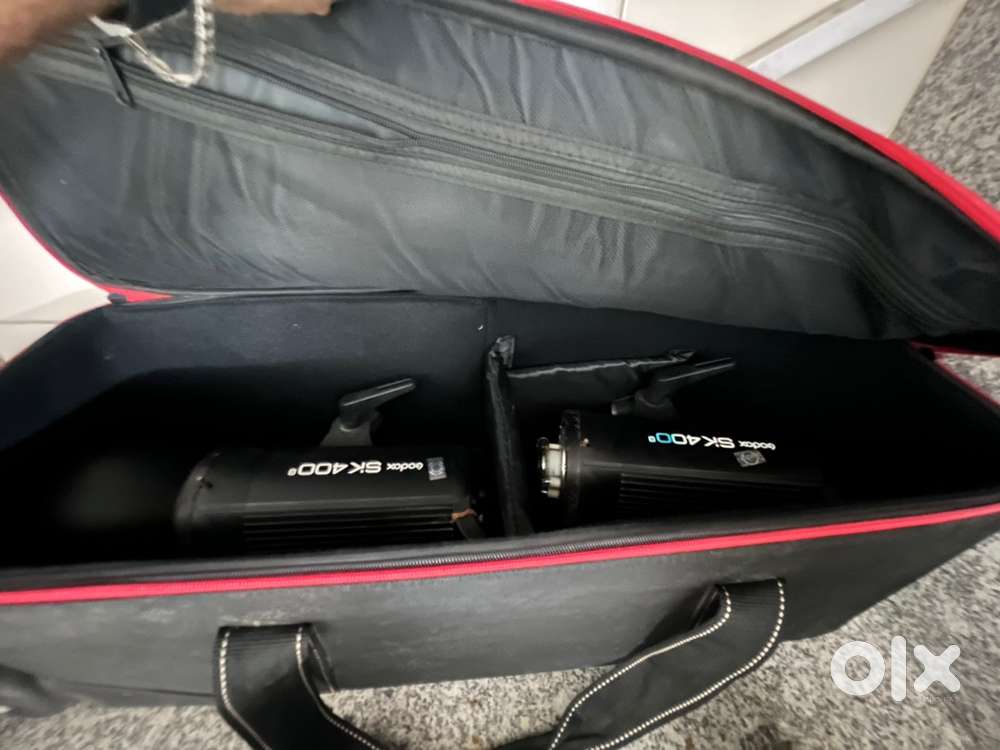 3 Godox Studio Lights Sk 400 ii