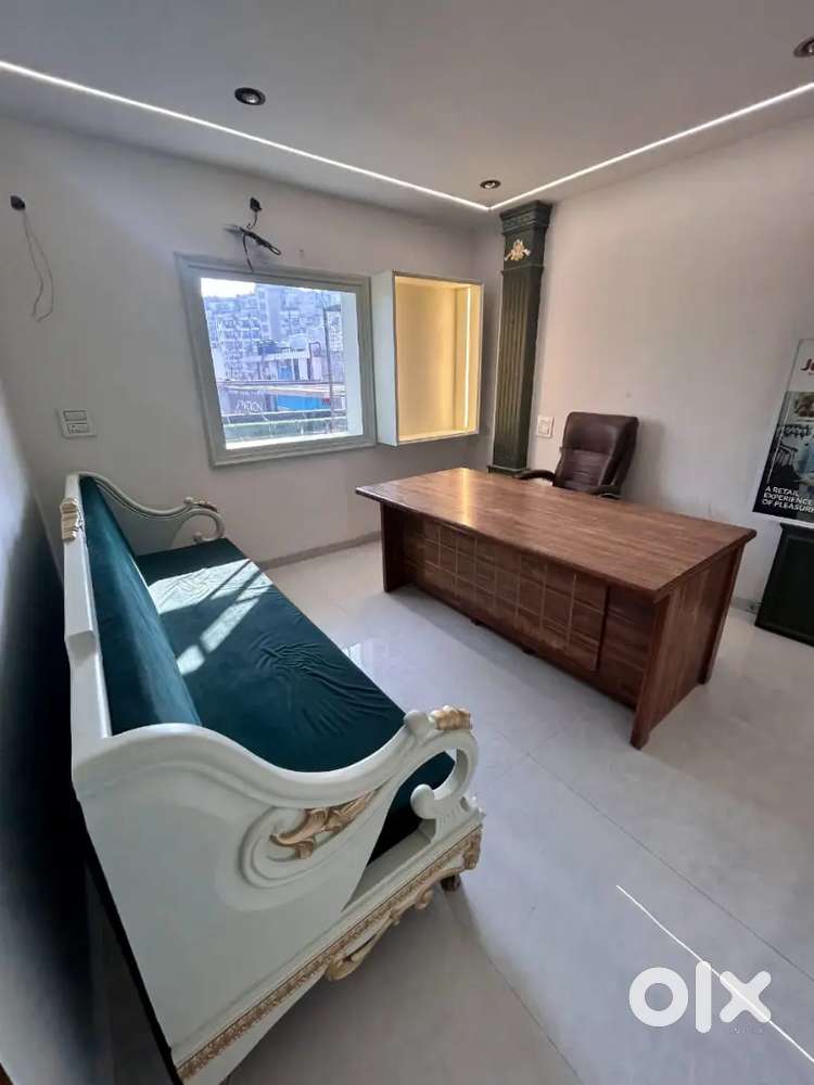 2 Cabin +Washroom For Rent Furnished