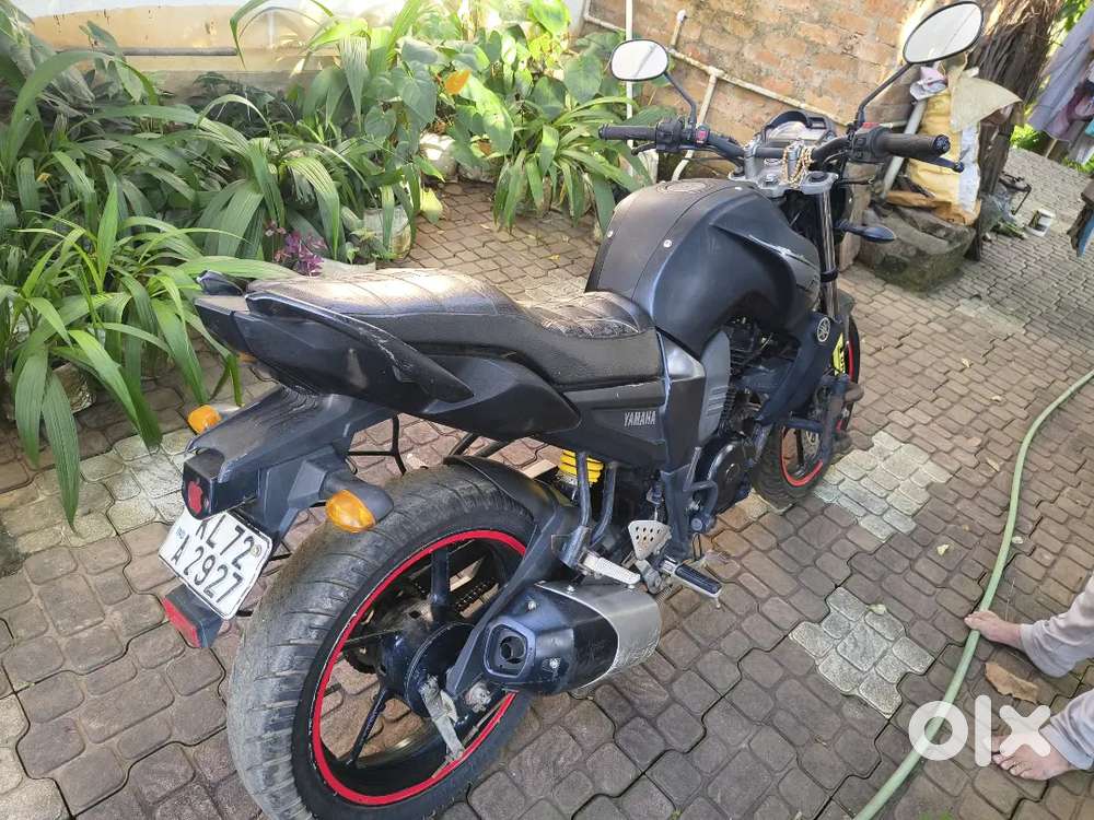 2016 Yamaha FZ bike Good condition