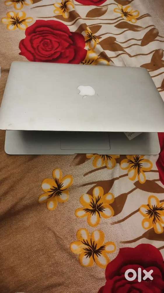 Mac book new kandisan baytari 100%