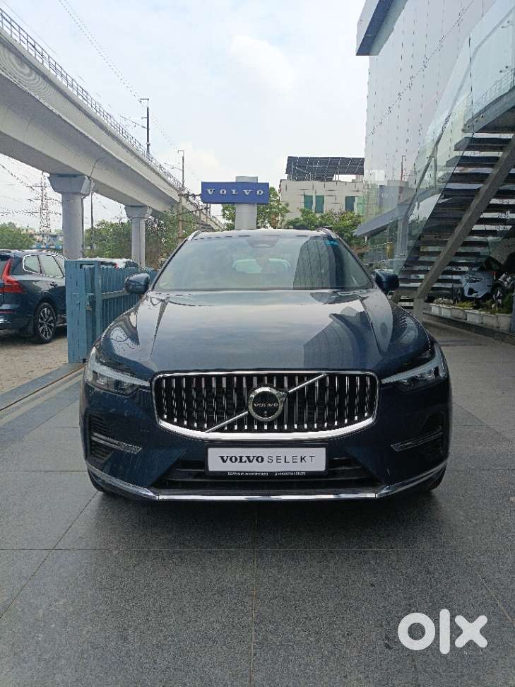 Volvo XC60 2.0 B5 Ultimate, 2023, Petrol