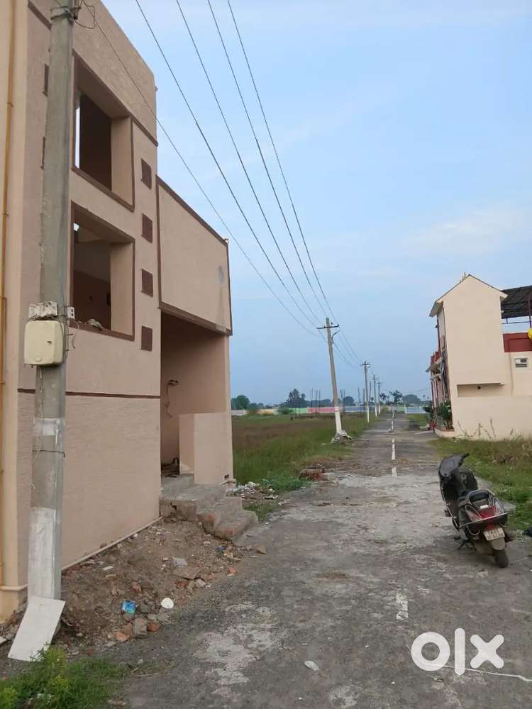 CMDAd RERA APPROVED PLOTS & HOUSE AVAILABLE NEAR MADHAVARAM, REDHILLS