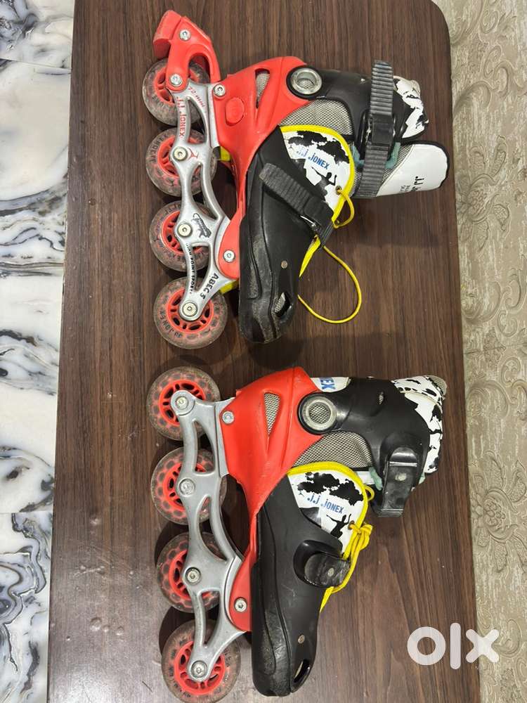 Skating shoe for sale 1000