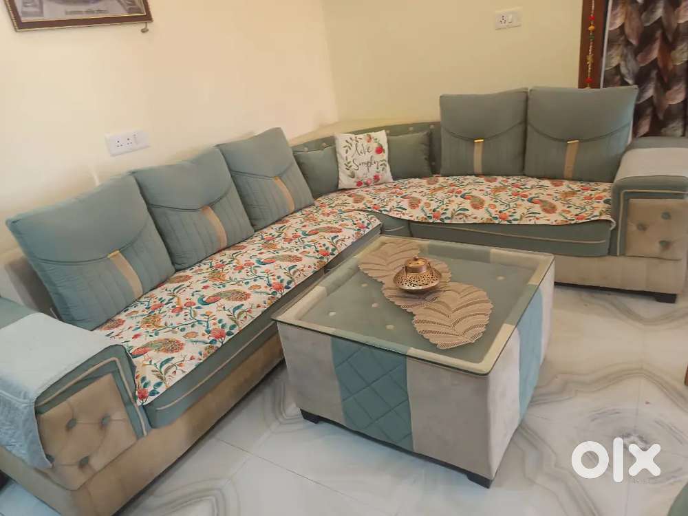 Sofa set eight seater