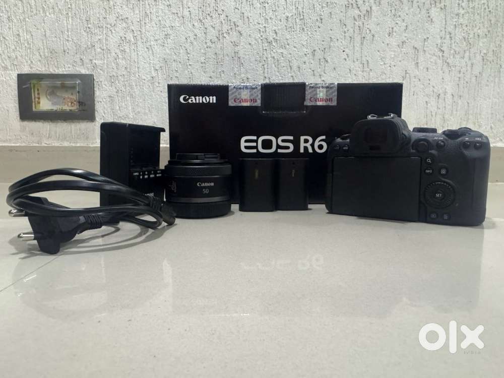 Canon r6 + lenses and accessories