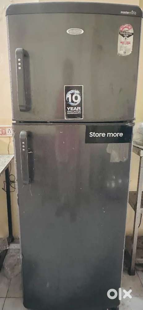 Whirlpool double door fridge